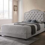 Samantha Grey Tufted And Studded Fabric Bed (Queen)